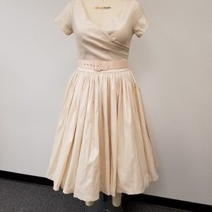 Pinup Girl Ava Swing in Ivory Taffeta